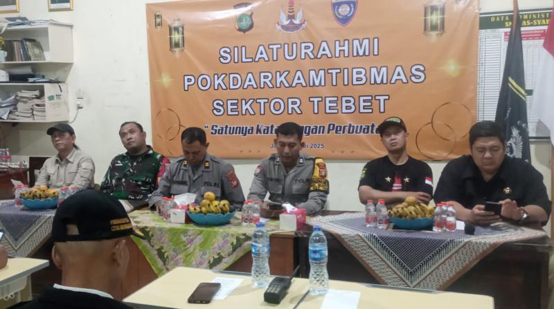 Silaturahmi 3 Pilar dengan Pokdarkamtibmas Polsek Metro Tebet