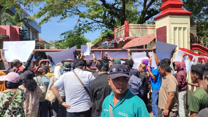 Dugaan Kriminalisasi Masyarakat Adat Oleh Polres Simalungun, HMI Sumut Geruduk Polda : Stop Kriminalisasi Masyarakat Adat, Evaluasi Polres Simalungun!