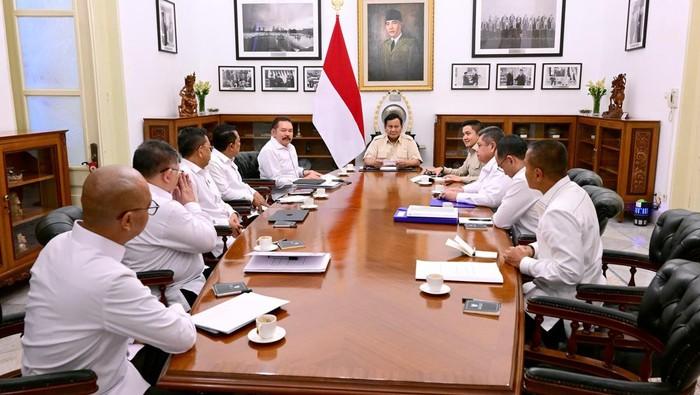 Prabowo Teken Perpres, Jaksa Kini Dapat Perlindungan TNI-Polri  